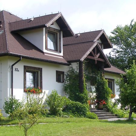 Dworek Lachowicze Grzegorzewice Экстерьер фото